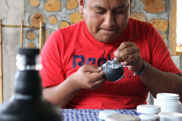 mexico-day-of-the-dead-house-artisan-workshop-and-tour