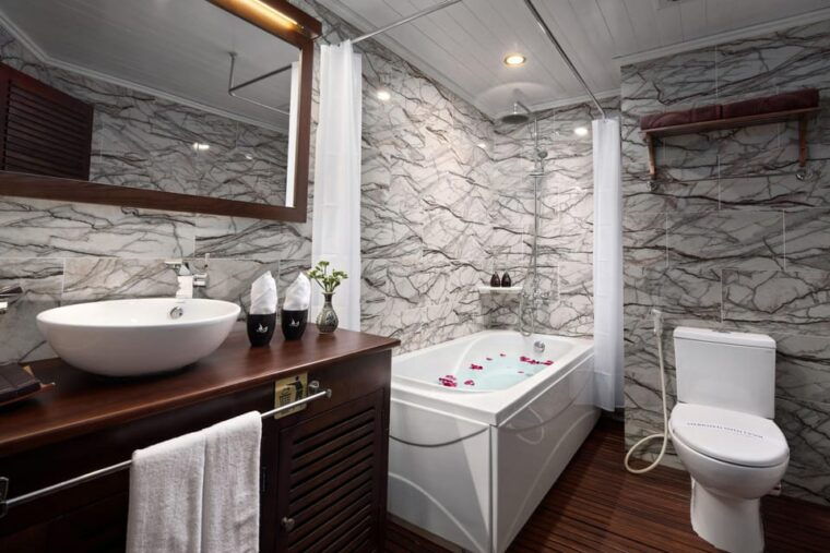mila-cruise-2d1n-tour-on-halong-bay