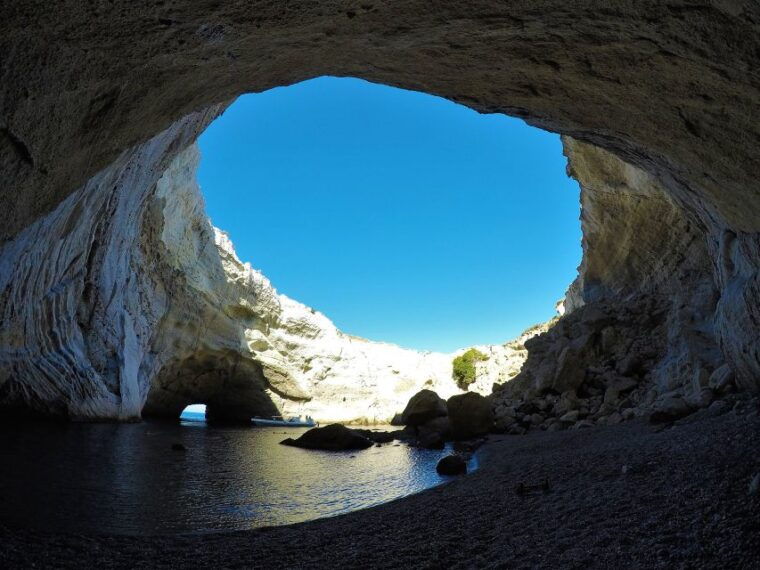 milos-half-day-speedboat-cruise-to-klefiko-with-snorkeling