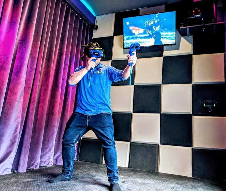 mont-tremblant-vr-arcade-game-station