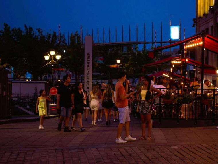 montreal-old-montreal-at-twilight-walking-tour