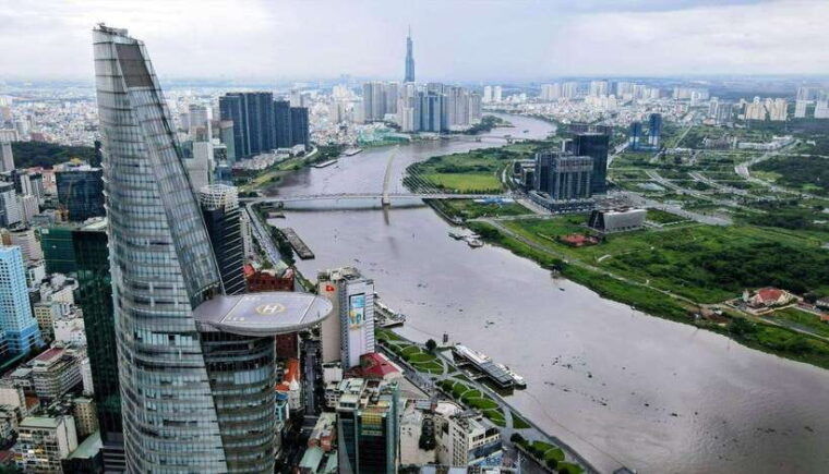 morning-tour-discovering-ho-chi-minh-citys-historic-gems