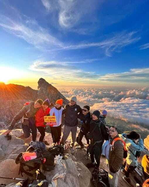 mount-agung-sunrise-tour-highest-peak-adventure-3142m