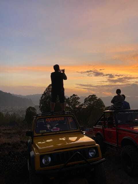 mount-batur-jeep-sunrise-off-road-black-lava-and-breakfast