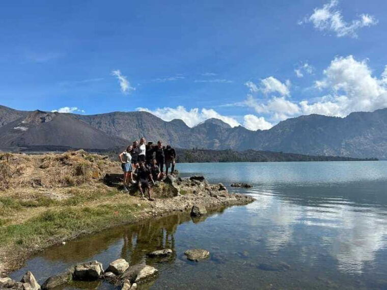 mount-rinjani-trek-3d-2n-to-summit-lake-hotspring