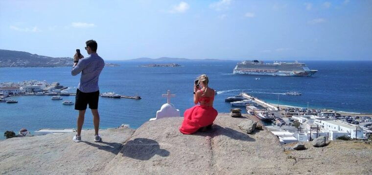 mykonos-highlights-tour-with-panagia-tourliani-monastery
