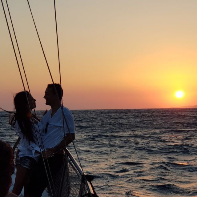 mykonos-sunset-boat-trip-with-snacks-and-drinks