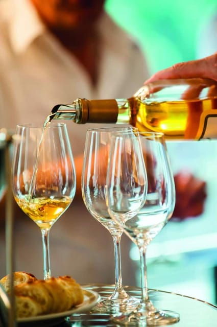 mykonos-town-wine-tour-in-greek-gastronony-with-a-local