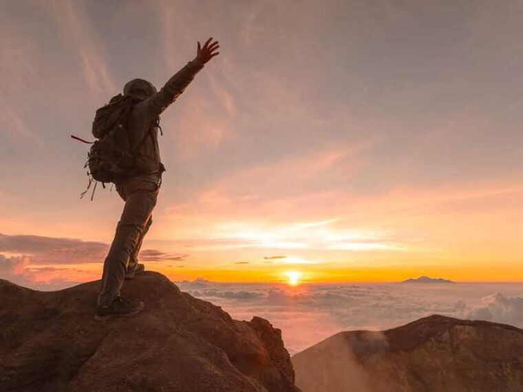 new-route-the-shortcut-route-up-mount-agungs-peak-3142m
