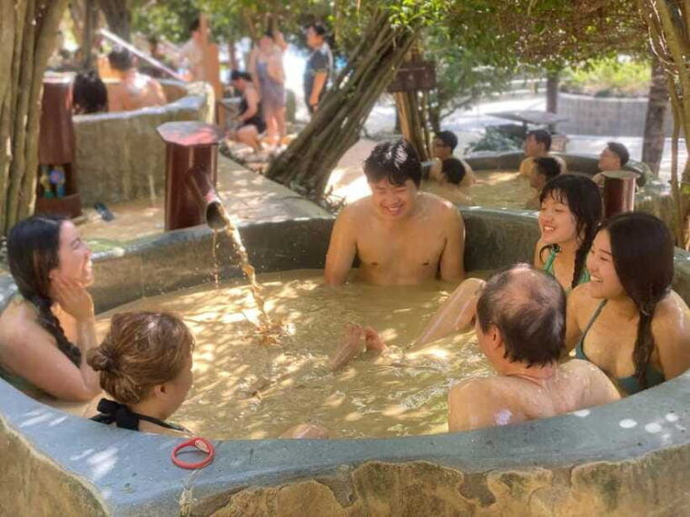 nha-trang-deluxe-ocean-snorkeling-tour-with-bbq-mud-bath