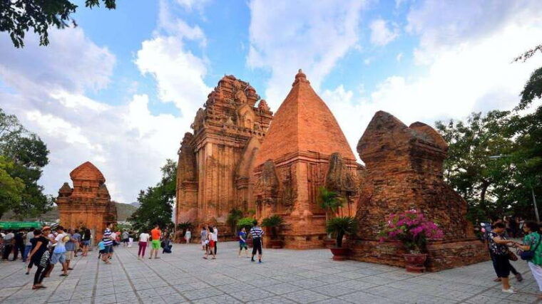 nha-trang-half-day-city-tour-with-lunch