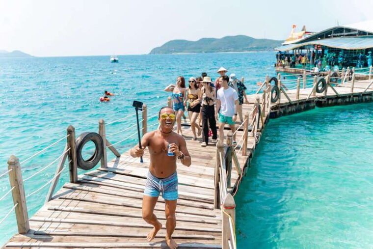 nha-trang-island-hopping-tour-with-snorkeling-and-lunch