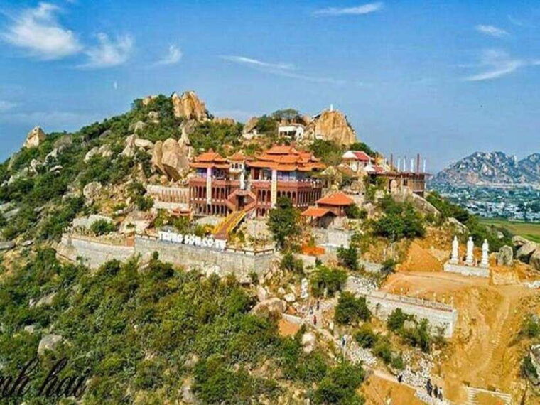 nha-trang-top-site-of-phan-rang-sand-hill-cham-tower