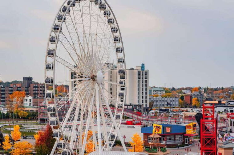 niagara-falls-tour-with-skip-the-line-cruise-wine-tasting-3