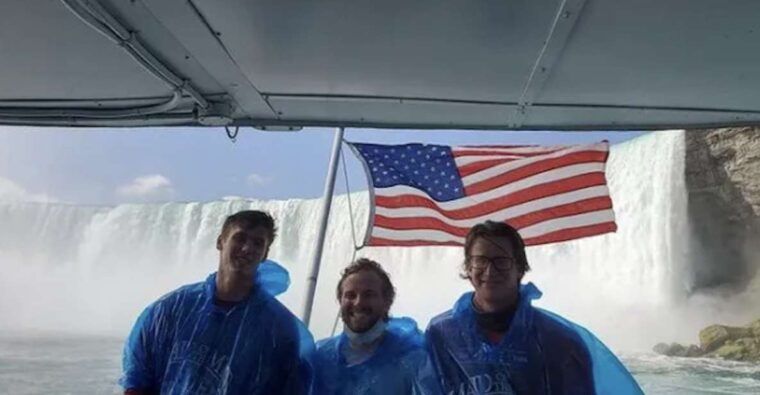 niagara-falls-usa-guided-tour-with-maid-of-the-mist-cruise