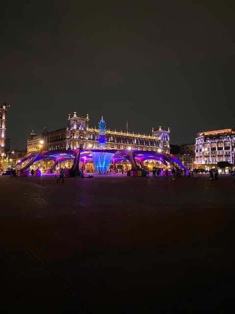 night-walking-tour-of-mexico-city-with-option-to-visit-torre-latino