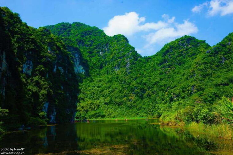 ninh-binh-bai-dinh-pagoda-trang-an-and-mua-cave-tour