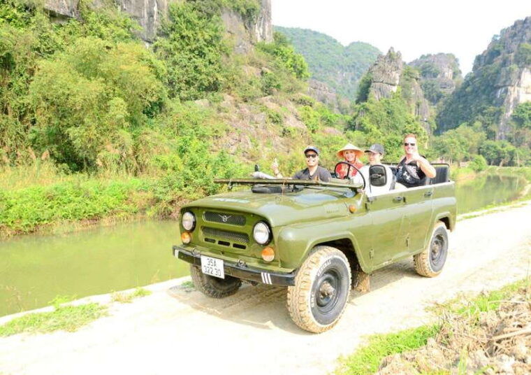 ninh-binh-jeep-tour2-hours-visit-bich-dong-thai-vi-temple