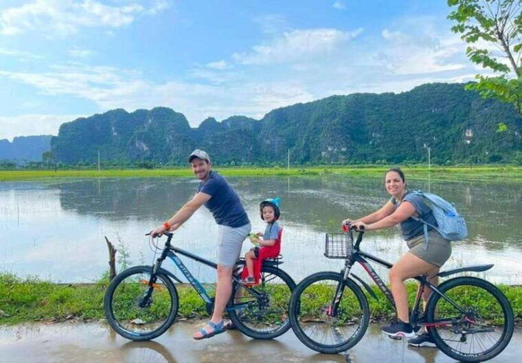 ninh-binh-luxury-1-day-trip-with-limousine-trang-an-hoa-lu