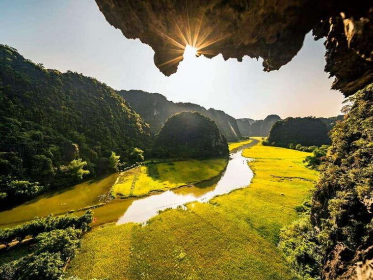 ninh-binh-private-adventure-hoa-lu-tam-coc