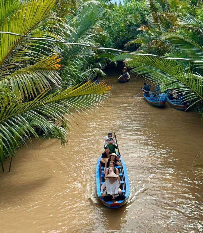 non-touristy-side-of-mekong-delta-by-biking-rowing