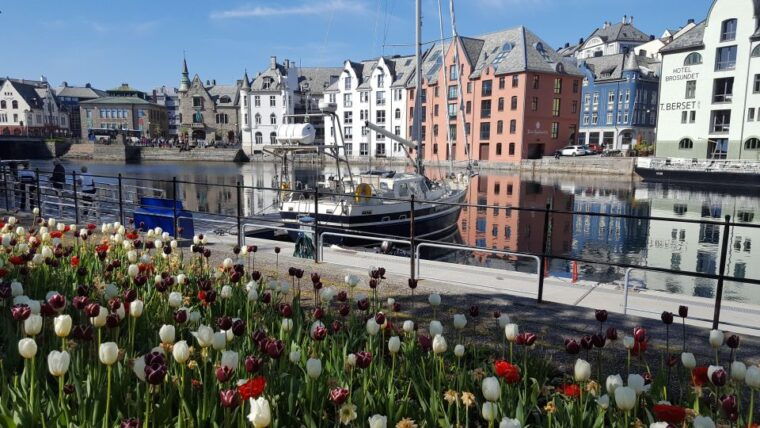 norwegian-coastal-cities-smartphone-audio-guide-app