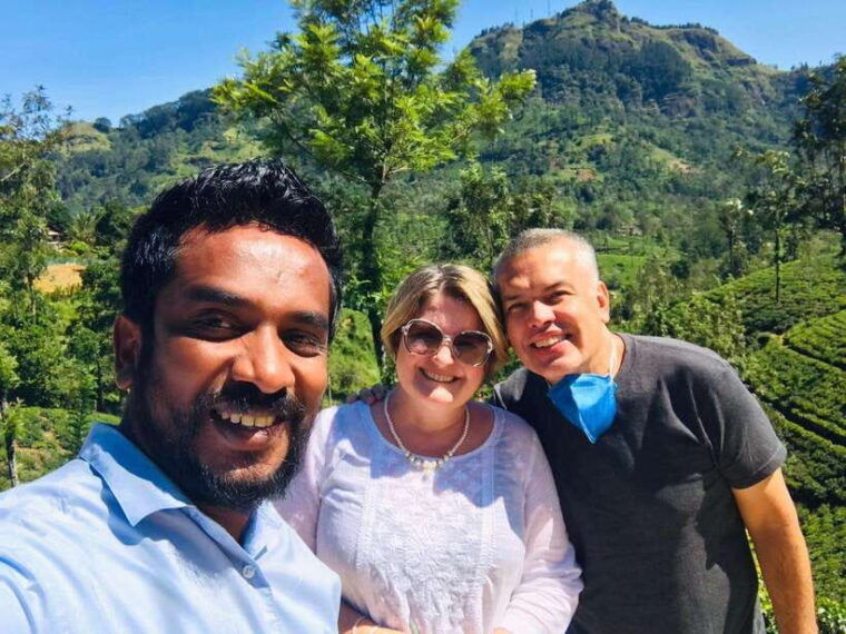 nuwara-eliya-tea-factory-and-victoria-park-tour-by-tuk-tuk