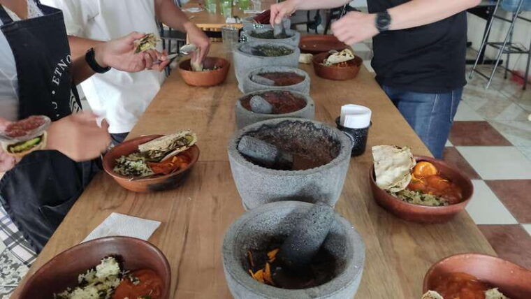 oaxaca-oaxacan-mole-workshop-with-a-traditional-cook