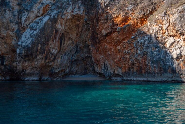 opatija-lovran-boat-trip-to-secluded-beaches-on-cres-island