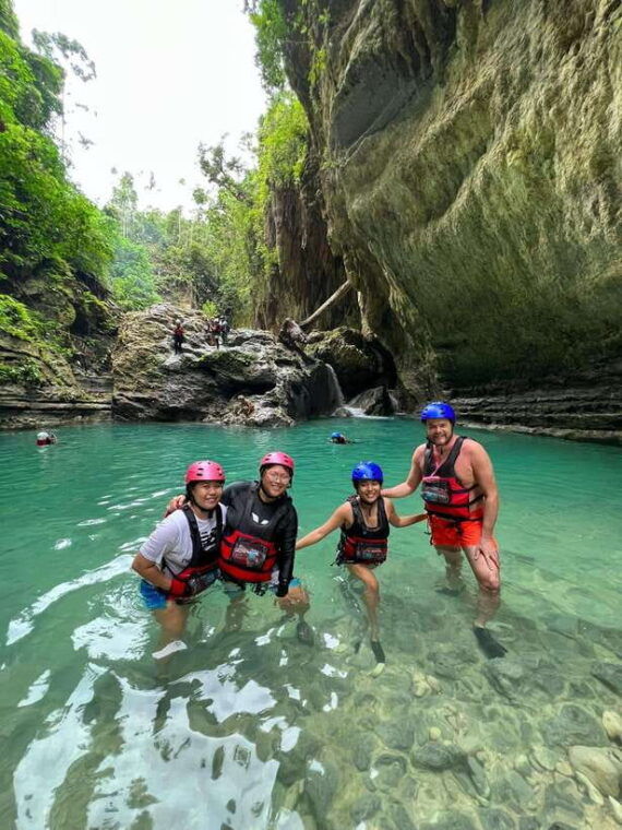 oslob-whaleshark-canyoneering-adventure