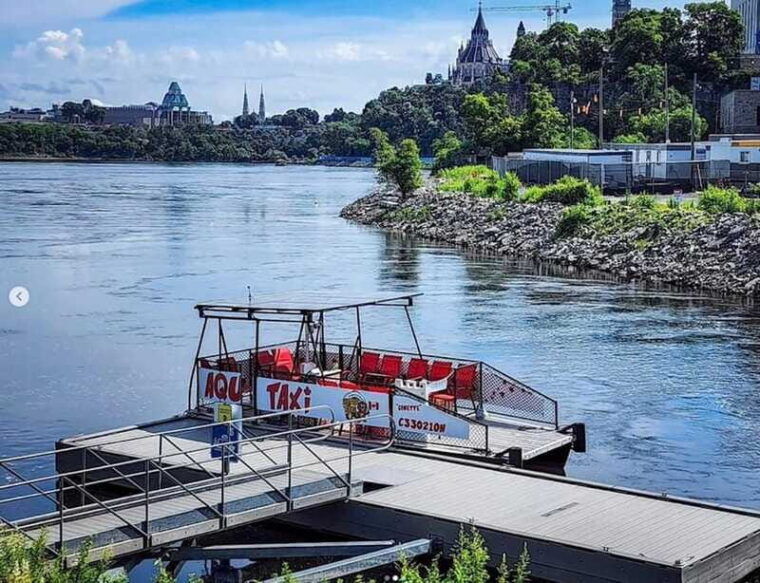 ottawa-solar-electric-vessel-hop-on-hop-off-boat-ticket