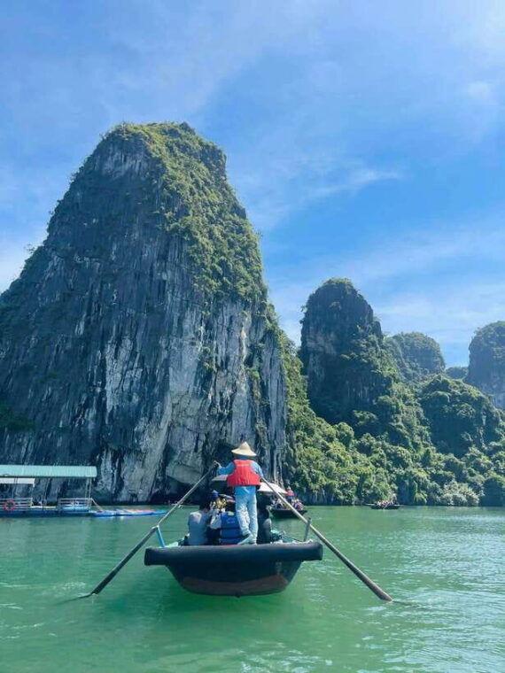 pamela-cruise-halong-bay-day-trip-with-lunch-activities