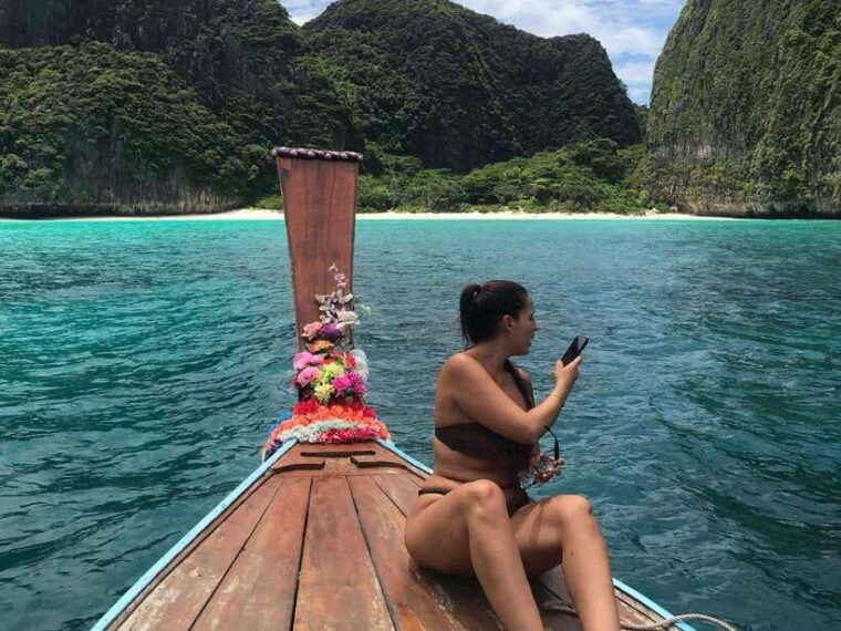 phi-phi-private-maya-bay-longtail-boat-tour-with-snorkeling