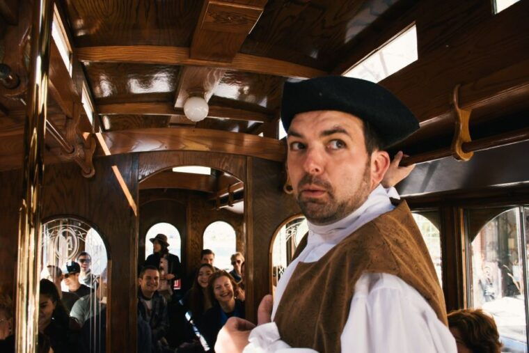philadelphia-byob-historically-hilarious-trolley-tour