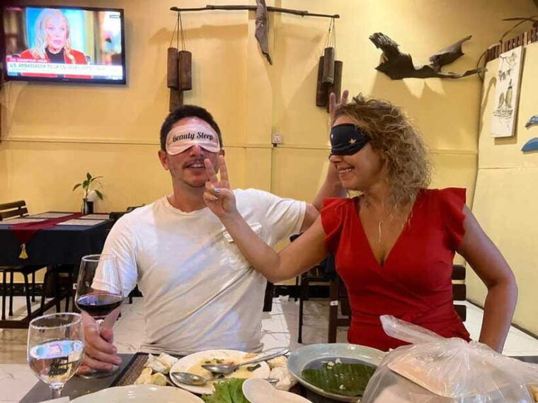 phnom-penh-blindfolded-dining-experience-with-tuk-tuk
