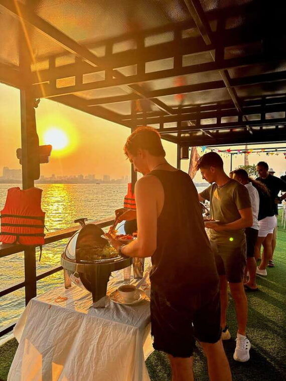phnom-penh-sunset-cruise-with-freeflow-beers-bbq-buffet