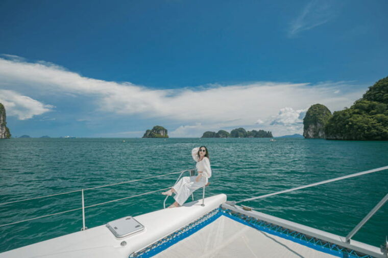 phuket-coral-or-maiton-island-private-luxury-catamaran-tour