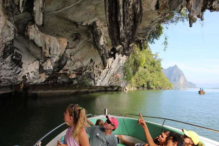 phuket-james-bond-island-day-trip-by-speedboat-and-canoe