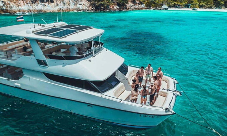 phuket-khao-lak-similan-islands-catamaran-trip-with-lunch