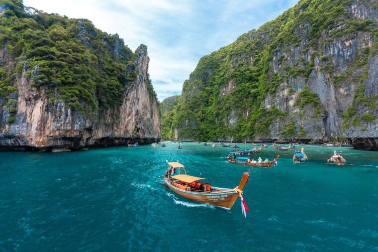 phuket-luxury-day-trip-to-bamboo-maya-pp-maiton-islands