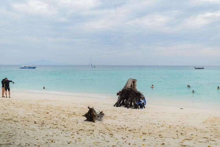 phuket-phi-phi-bamboo-maithon-by-premium-speed-catamaran