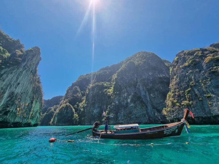 phuket-phi-phi-islands-day-trip-by-speed-catamaran