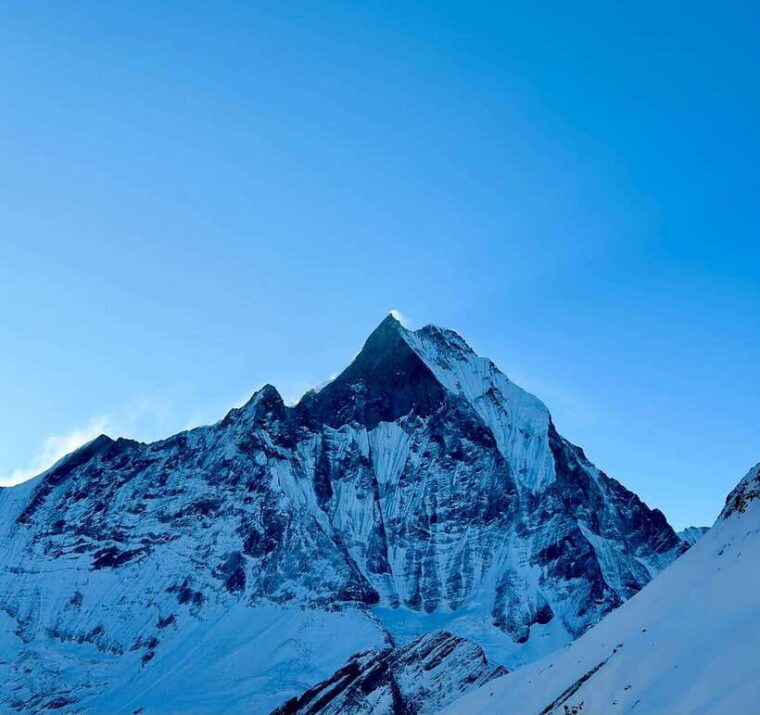 pokhara-7-day-annapurna-base-camp-trek-with-wildlife-tour
