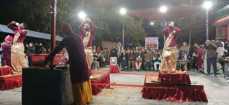 pokhara-tal-barahi-temple-evening-aarati-ceremony-2