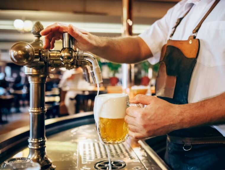 prague-3-hour-beer-tour-and-traditional-czech-dinner