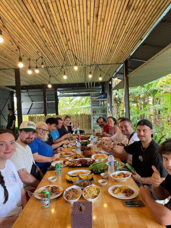 private-cuc-phuong-national-park-day-tour-with-female-guide