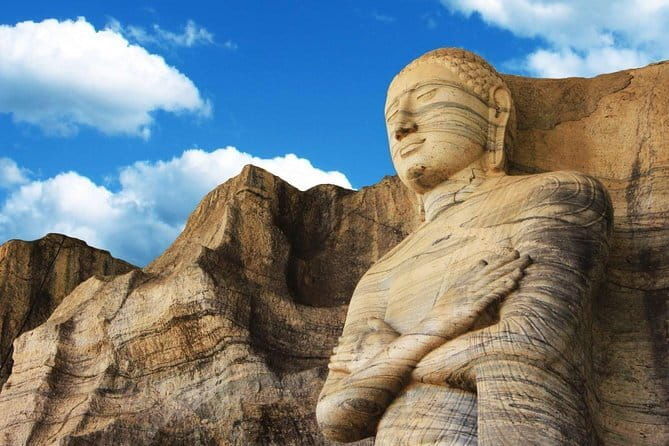 Private Day Tour to Sigiriya and Pidurangala in Dambulla - FAQ