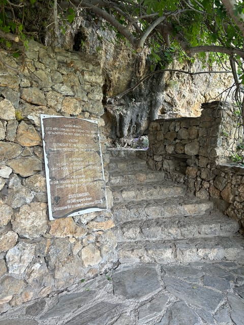 private-elafonisi-agia-sofia-cave-elos-excursion