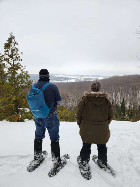 private-nottawasaga-bluffs-caves-snowshoe-creemore-collingwd