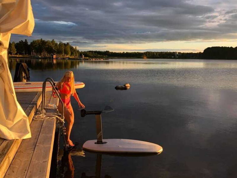 private-offwater-efoil-hydro-fliteboard-rental-for-two